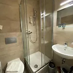 イン Amaroo - Rooms & Apartments 