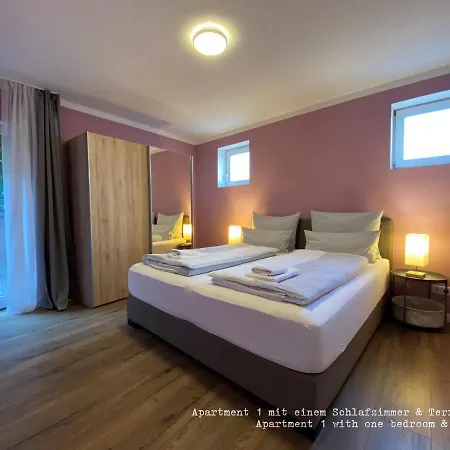 Amaroo - Gaestehaus “charlottenhof” Estalagem Potsdam