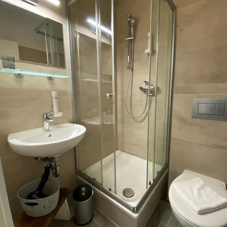 Estalagem Amaroo - Gaestehaus “charlottenhof” 2*