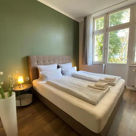 Amaroo - Gaestehaus “charlottenhof” 2* Potsdam