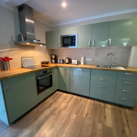 Inn Amaroo - Rooms & Apartments 