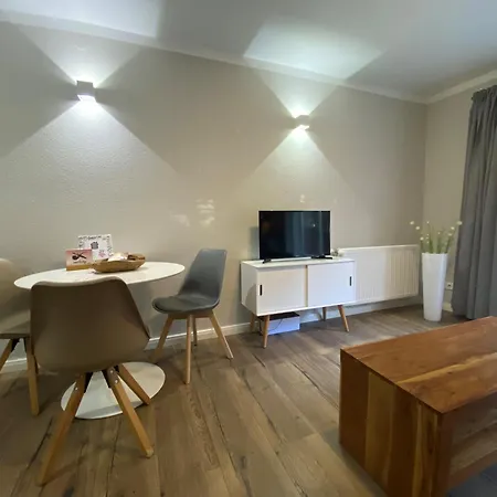 Locanda Amaroo - Gaestehaus “charlottenhof” Potsdam