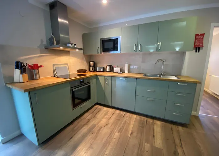 Inn Amaroo - Rooms & Apartments 